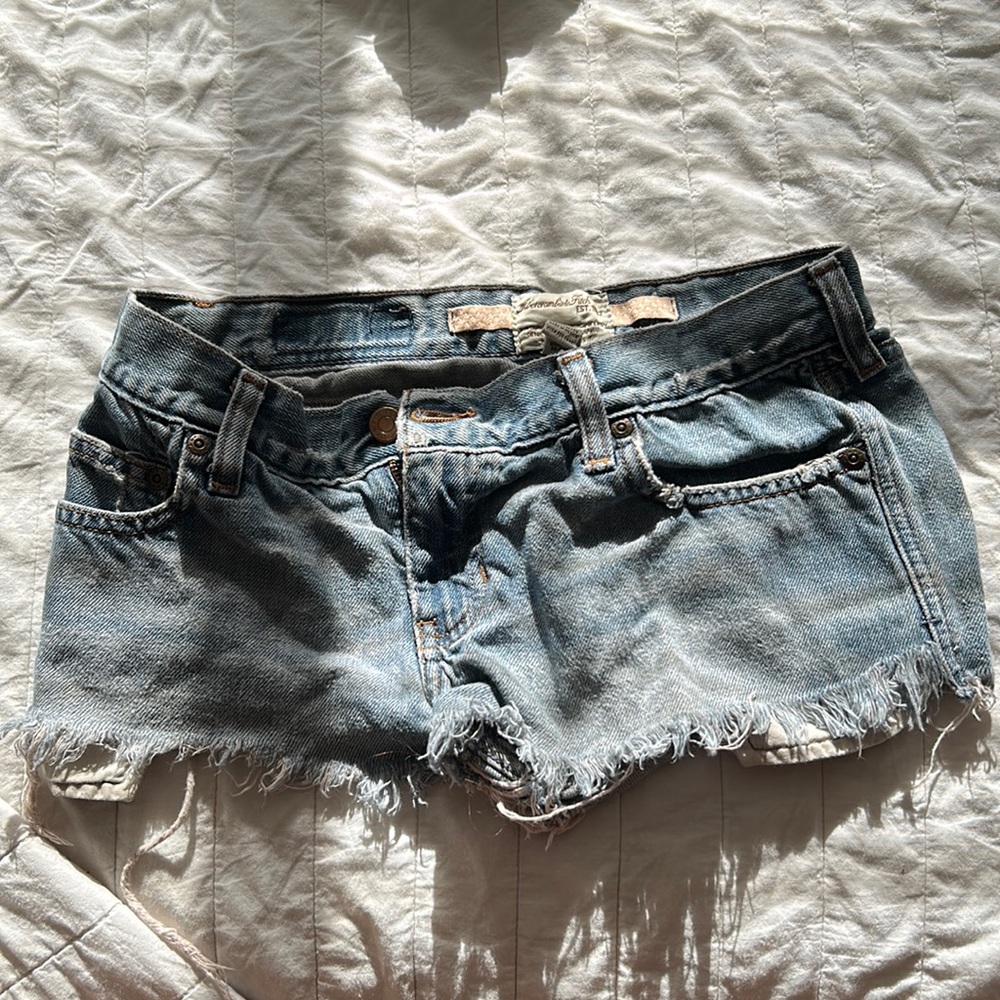 Cut off shorts